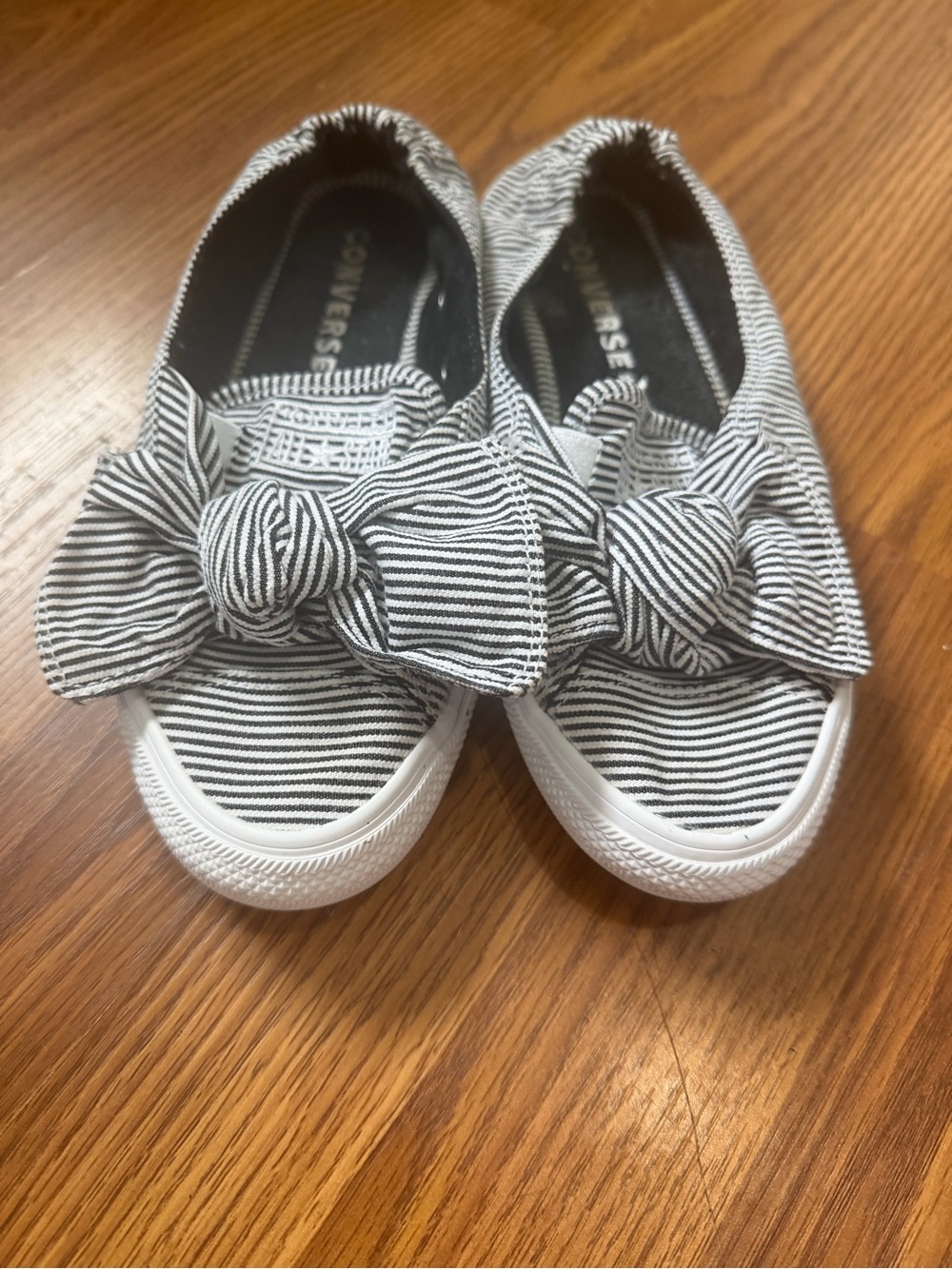 Converse Chuck Taylor All Star Pinstripe Knot Bow Slip On Sneakers 7